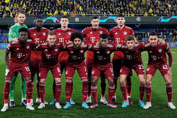 No sancionarán al Bayern Múnich por jugar con doce futbolistas 