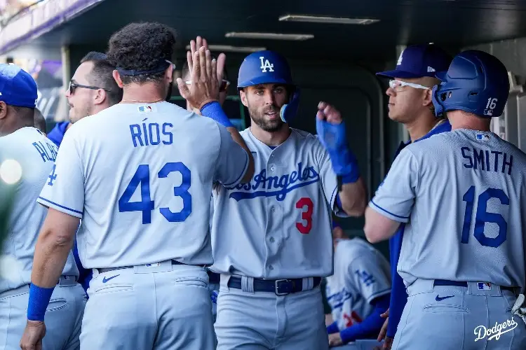 Dodgers se estrena con triunfo sobre Rockies