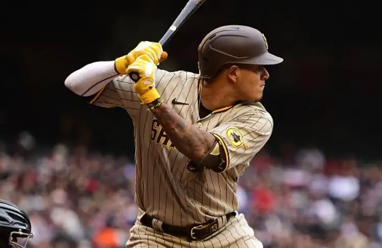 Padres explotan para vencer a los D-Backs
