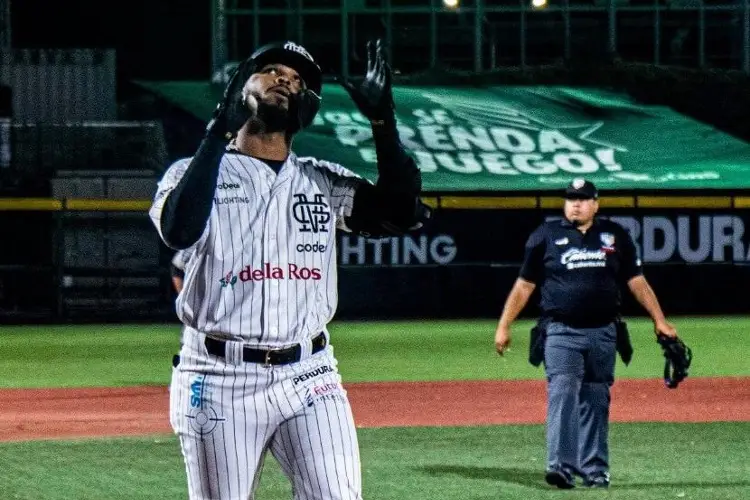 LMB: Triunfo cardiaco de los Mariachis ante Pericos de Puebla 