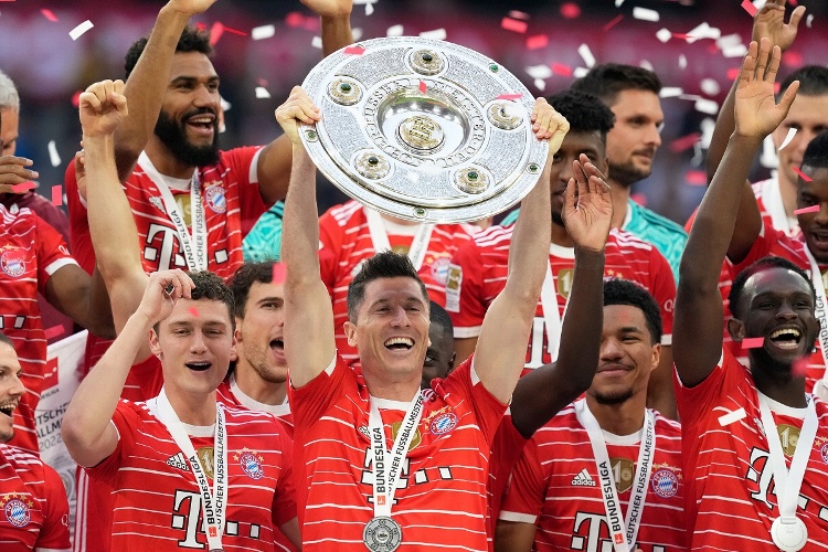 Bayern Múnich festeja su título de la Bundesliga (FOTOS)