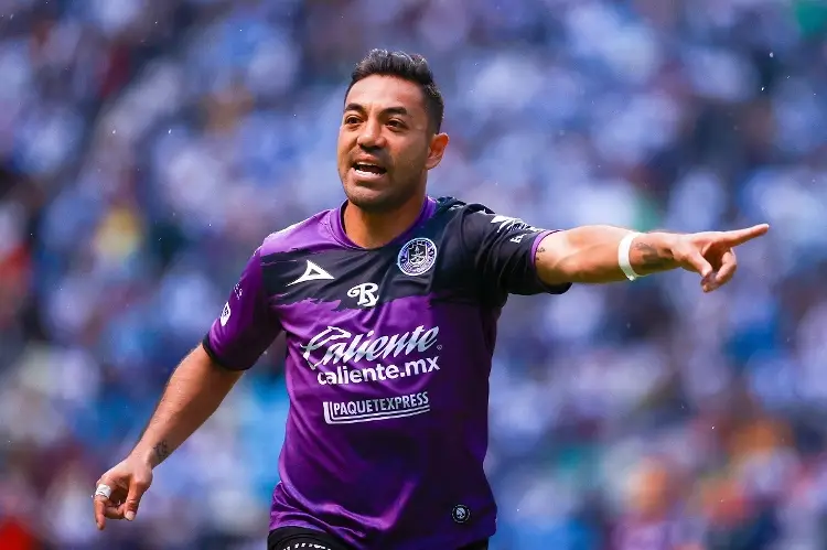 Marco Fabián es buscado en Europa