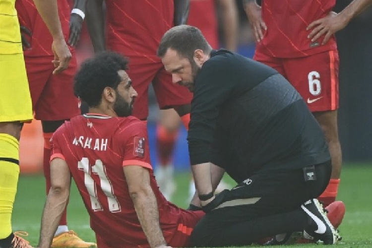 Salah se lesiona a pocos días de la Final de Champions (VIDEO)