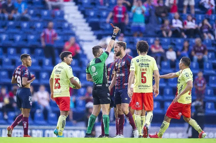 Dura sanción a jugador del Atlante que insultó al árbitro