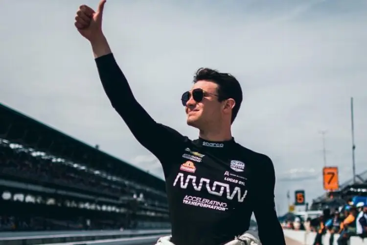 Mexicano Pato O´Ward, extiende contrato con McLaren en Indy Car