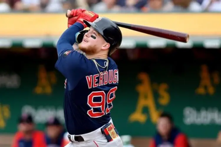 Alex Verdugo destaca en triunfo de Red Sox
