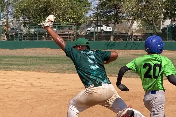 Veracruz avanza con paso perfecto en beisbol de Nacionales Conade