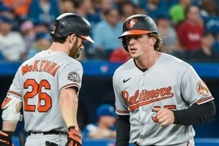 Orioles le pasa por encima a los Blue Jays 