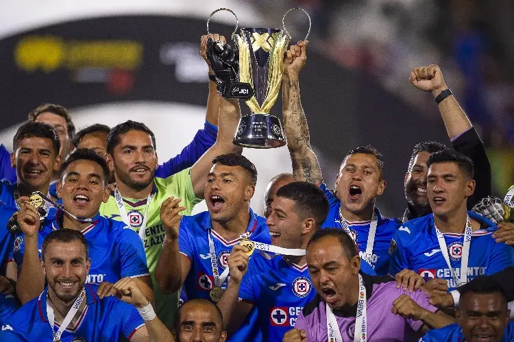¡Cruz Azul conquista la Supercopa de la Liga MX!