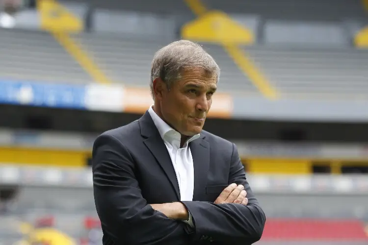 Cruz Azul se desmoronó con la expulsión, asegura Diego Aguirre