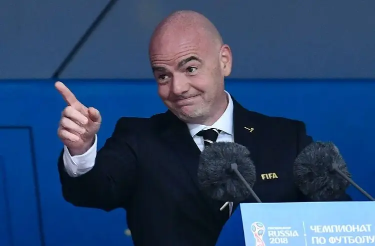 Infantino 'bromea' con una Final en México para 2026