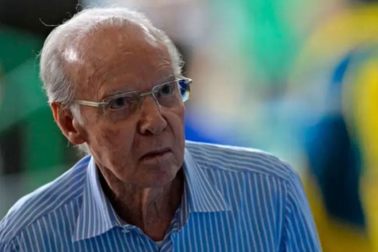 Internan de emergencia a Mario 'Lobo' Zagallo 