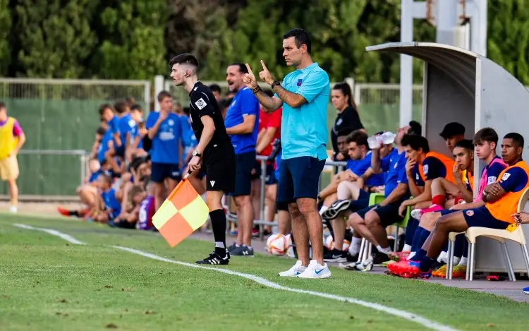 Rafa Márquez y Barcelona B golean a su rival