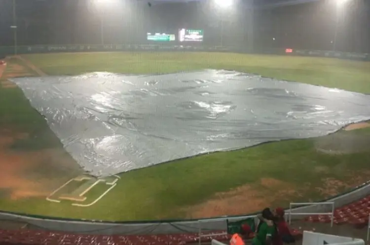 Lluvia impide juego entre Tabasco y Monclova