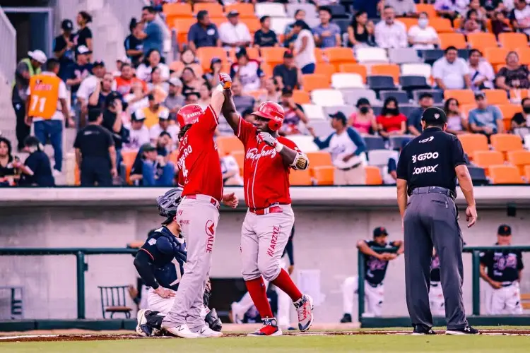 El Águila se queda con el primero de la doble cartelera ante Tigres