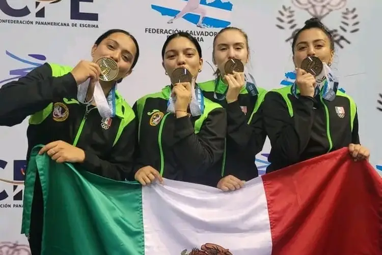 México gana quince medallas en Campeonato de Esgrima 