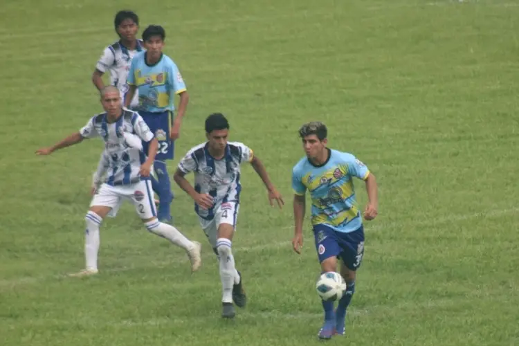 Córdoba FC cae en su debut en la Tercera División