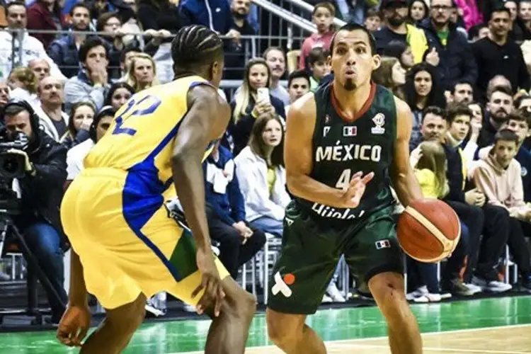 México le gana a Brasil rumbo al Mundial de Basquetbol 