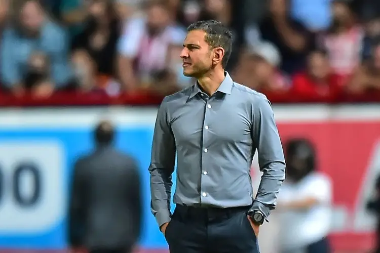 'Jimmy' Lozano se va con sabor amargo a pesar de vencer a León 
