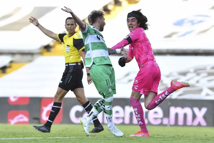 Así fue el gol de Carlos Acevedo a Querétaro (VIDEO)