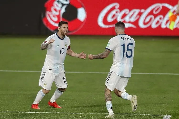 Messi comanda goleada de Argentina a Honduras