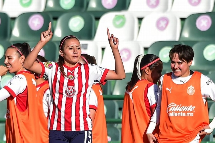 Chivas vence a León y continúa dominando la Liga MX Femenil