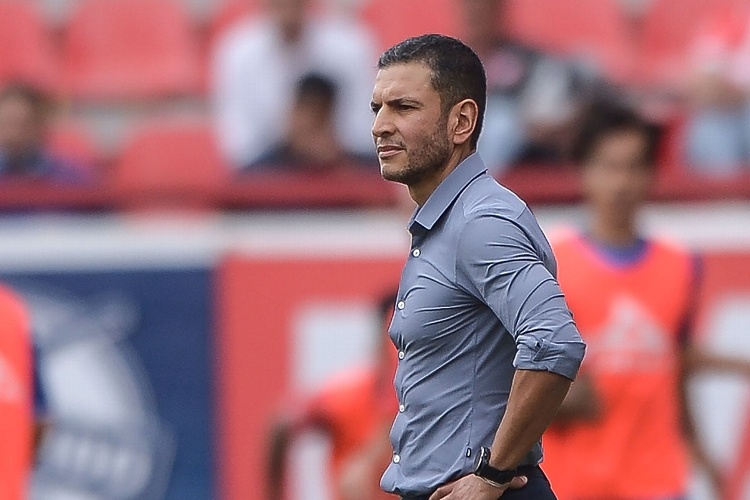 Frustrado y decepcionado, así quedó 'Jimmy' Lozano al perder vs Atlas