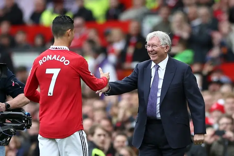 El reencuentro de Cristiano Ronaldo y Sir Alex Ferguson (VIDEO)