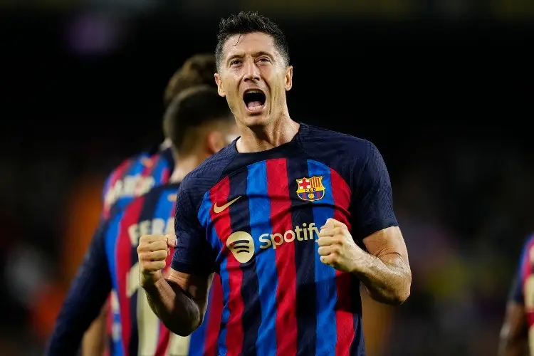 Barcelona golea y humilla al Villarreal