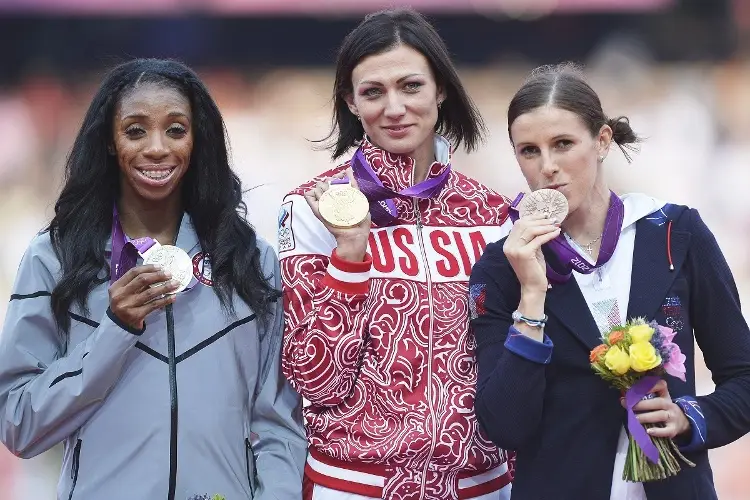 Quitan medalla olímpica a atleta rusa por dopaje