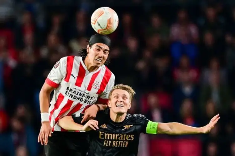 PSV y Erick Gutiérrez a los Octavos de Europa League