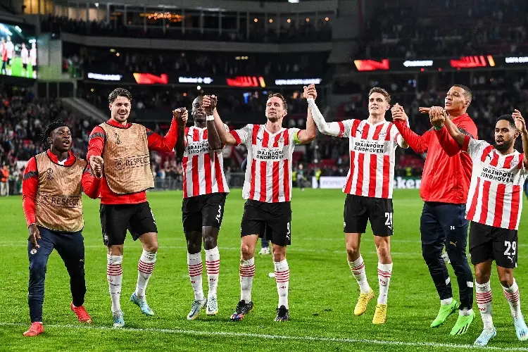 Multan al PSV por dañar cancha ajena (VIDEO)