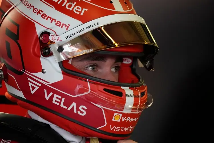 Leclerc con accidente en GP de México (FOTOS)