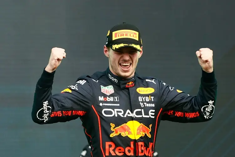 Verstappen hace historia en GP de México