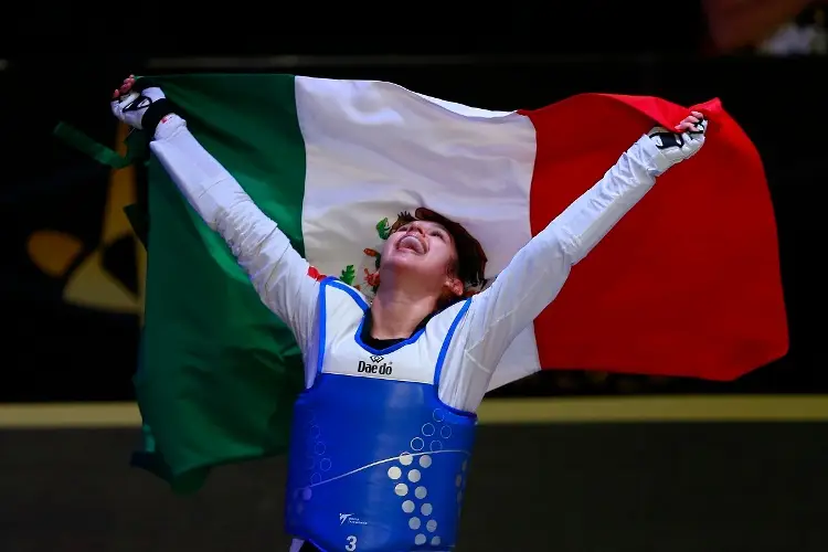 Mexicana gana título mundial de Taekwondo