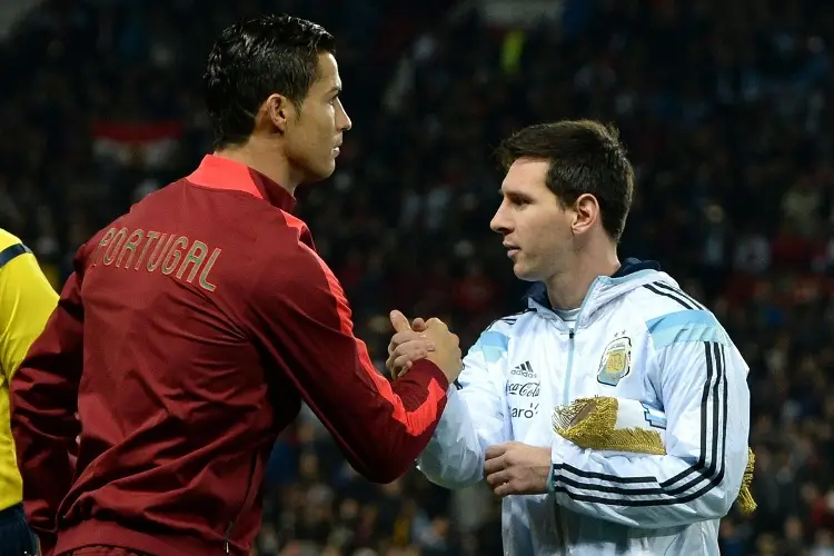 Messi y Cristiano Ronaldo son un privilegio para el fútbol: Marquinhos