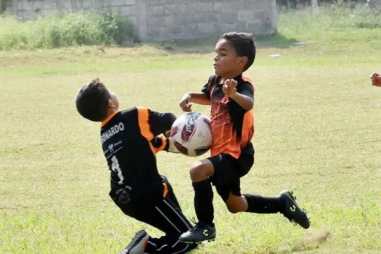 Se pone en marcha la jornada 5 de Liga en la Liga Municipal de Fútbol