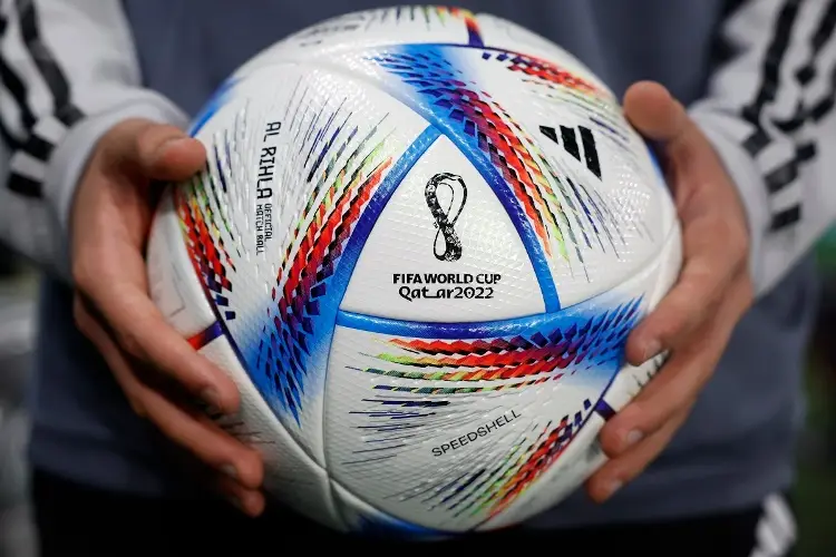 UEFA y la CONMEBOL firman acuerdos de formación de entrenadores