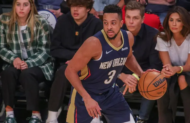 Pelicans cortan mala racha y destrozan a los Spurs