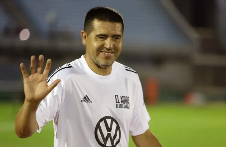 Riquelme va por la presidencia de Boca Juniors