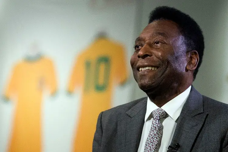Menotti recuerda a Pelé como 'el más grande todos'
