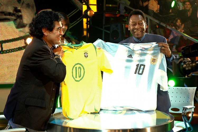 El día que Pelé cumplió el sueño de Maradona