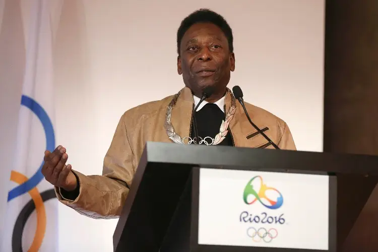 FIFA pedirá que estadios del mundo sean nombrados en honor a Pelé