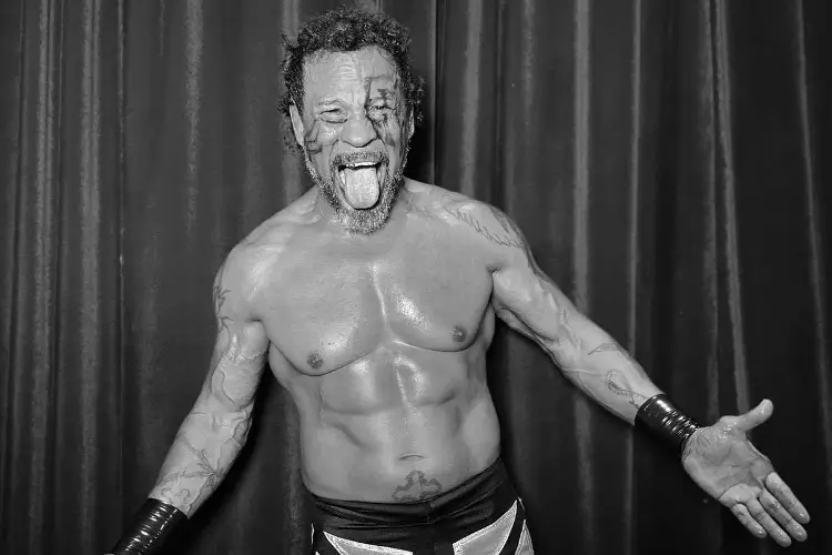 Muere 'Black Warrior', leyenda de la lucha libre mexicana 