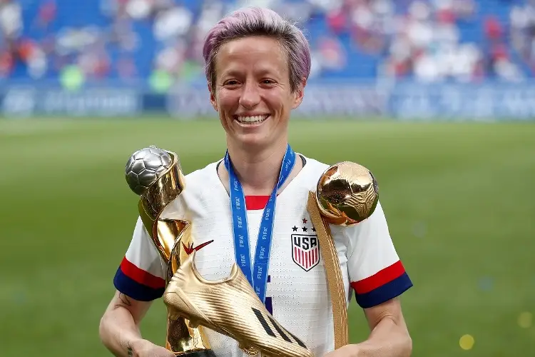 Rapinoe renueva un año más con el OL Reign