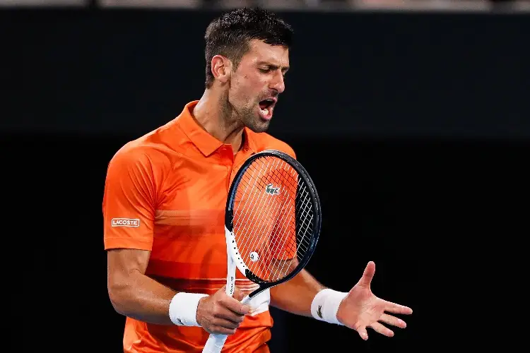 Djokovic habla sobre la lesión que sufre en el Australian Open 