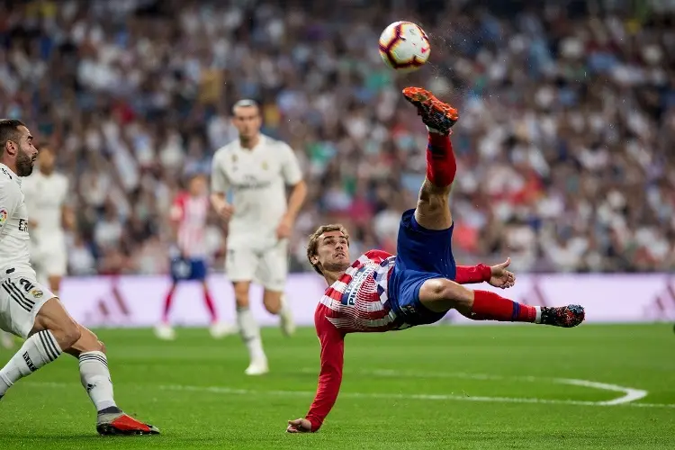 Griezmann el que sí anota por el Atlético en el Bernabéu