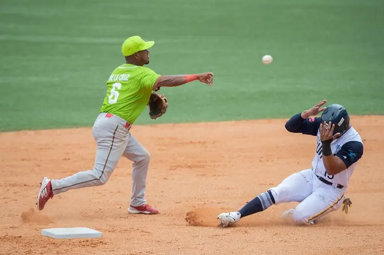 Cuba vuelve con fuerza a la Serie del Caribe y vence a Curazao