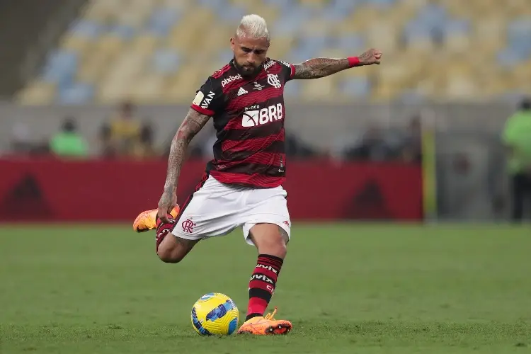 Arturo Vidal encabeza al Flamengo para Mundial de Clubes