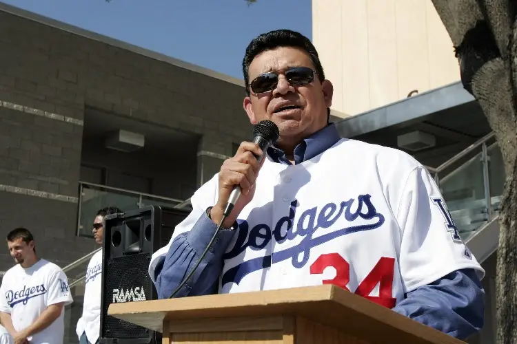 Dodgers retira el histórico número de Fernando Valenzuela